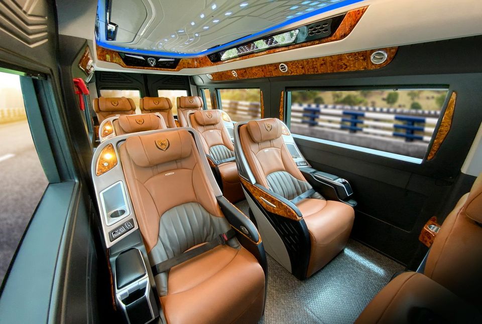 Thuê Xe Limousine Đi Hồ Tràm