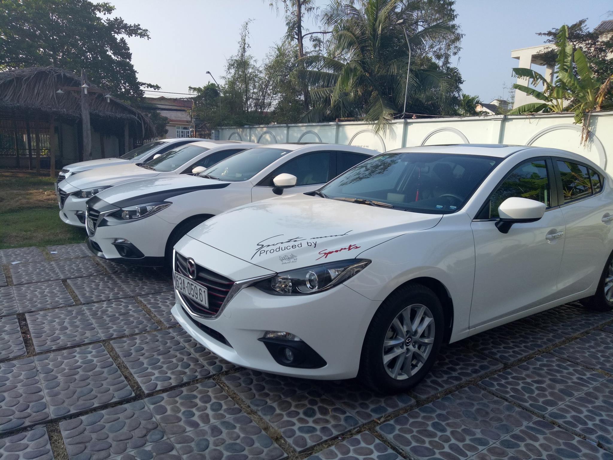 Thuê Xe Taxi 4 Chỗ Sân Bay Tân Sơn Nhất